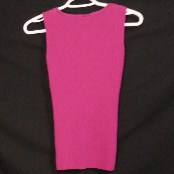 SUZY SHIER | medium | Vibrant Pink Ruched Sleeveless Top | Decorative Accent - Picture 2 of 13